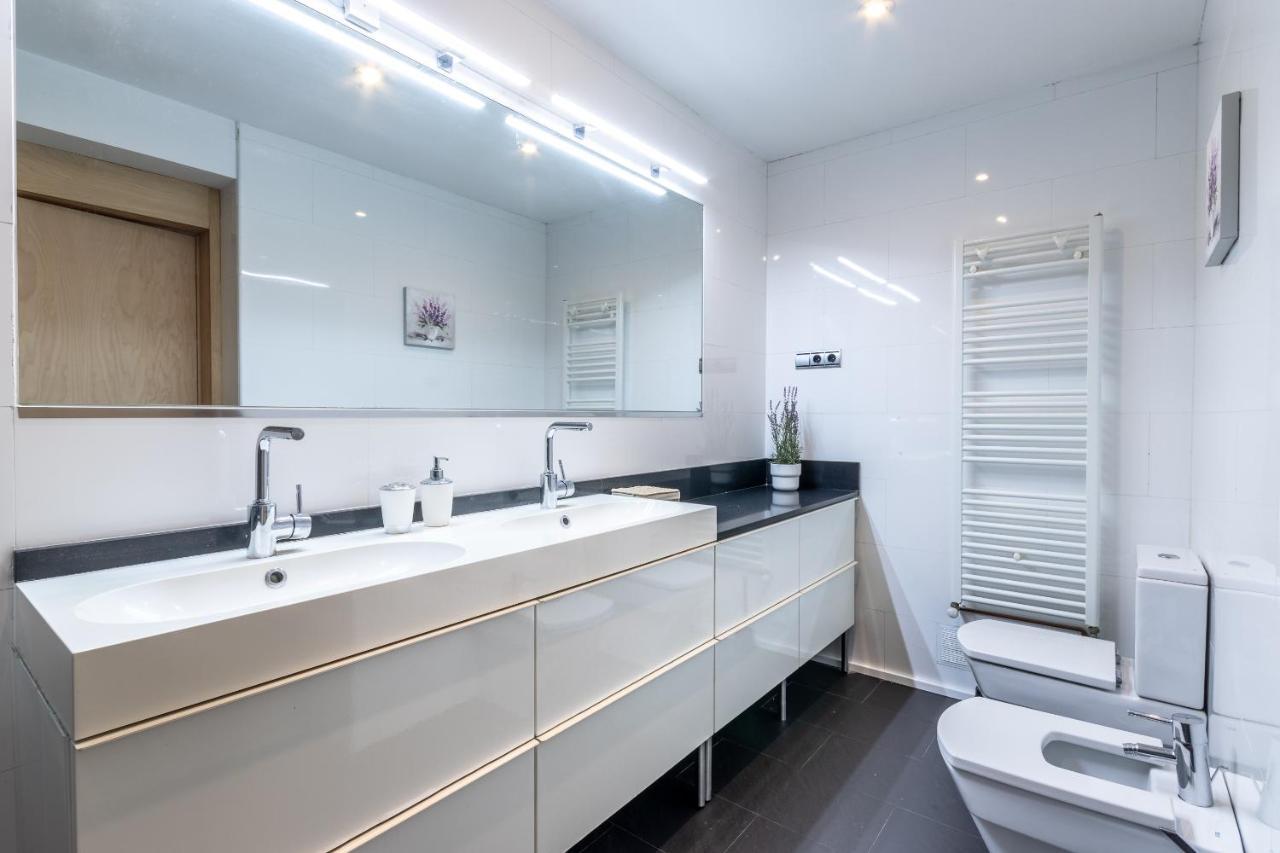 New! Lovely 3-Bedroom Loft In בילבאו מראה חיצוני תמונה